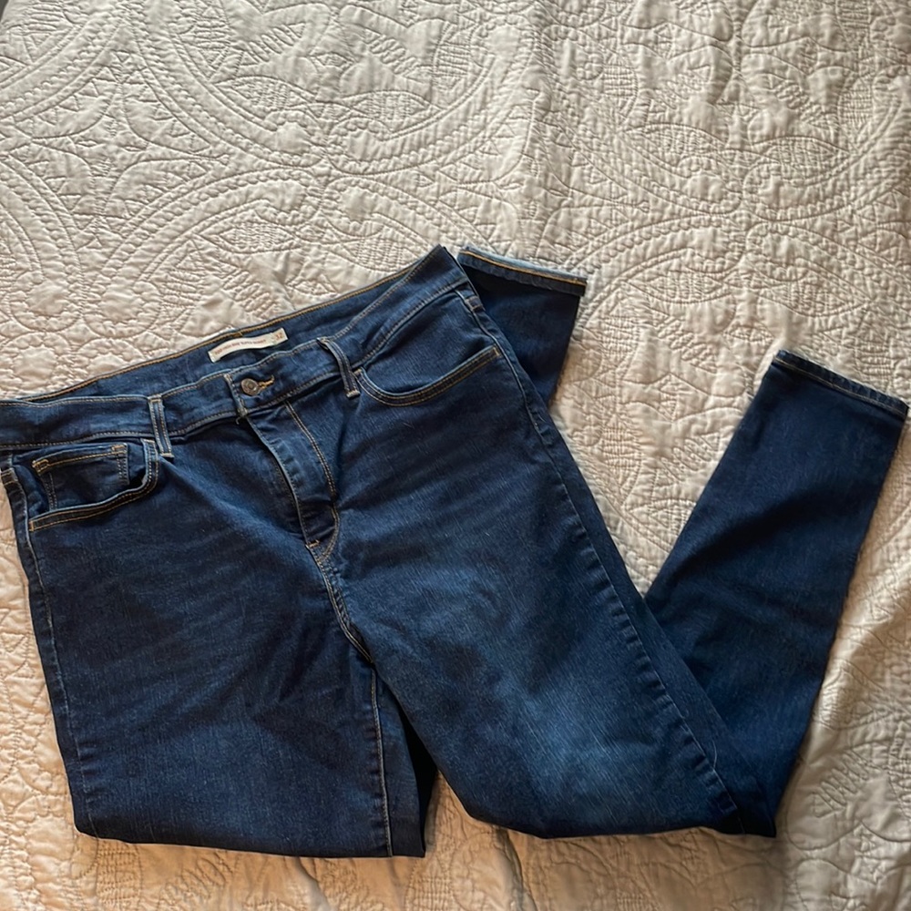 Levi’s 720 High Rise Super Skinny Jean